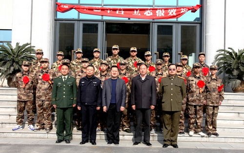 Binh sĩ Quân đội Trung Quốc chịu ảnh hưởng lớn từ phương thức sinh hoạt phương Tây và chính sách sinh đẻ có kế hoạch.